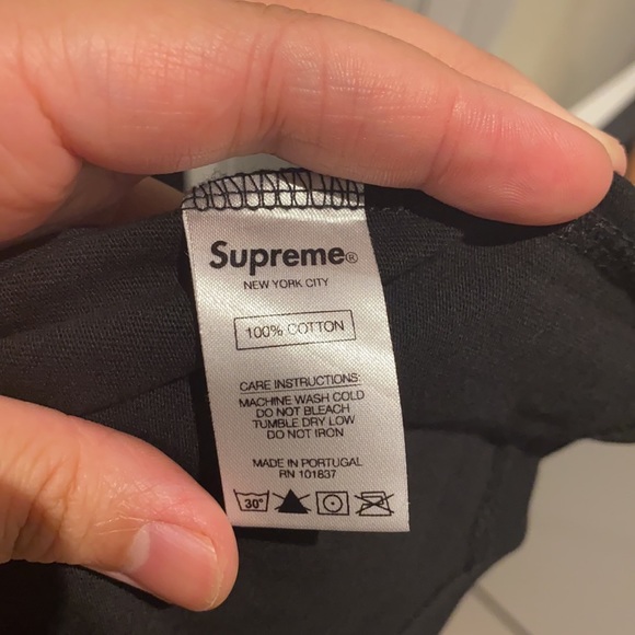 Supreme LOGO - Picture 5 of 5